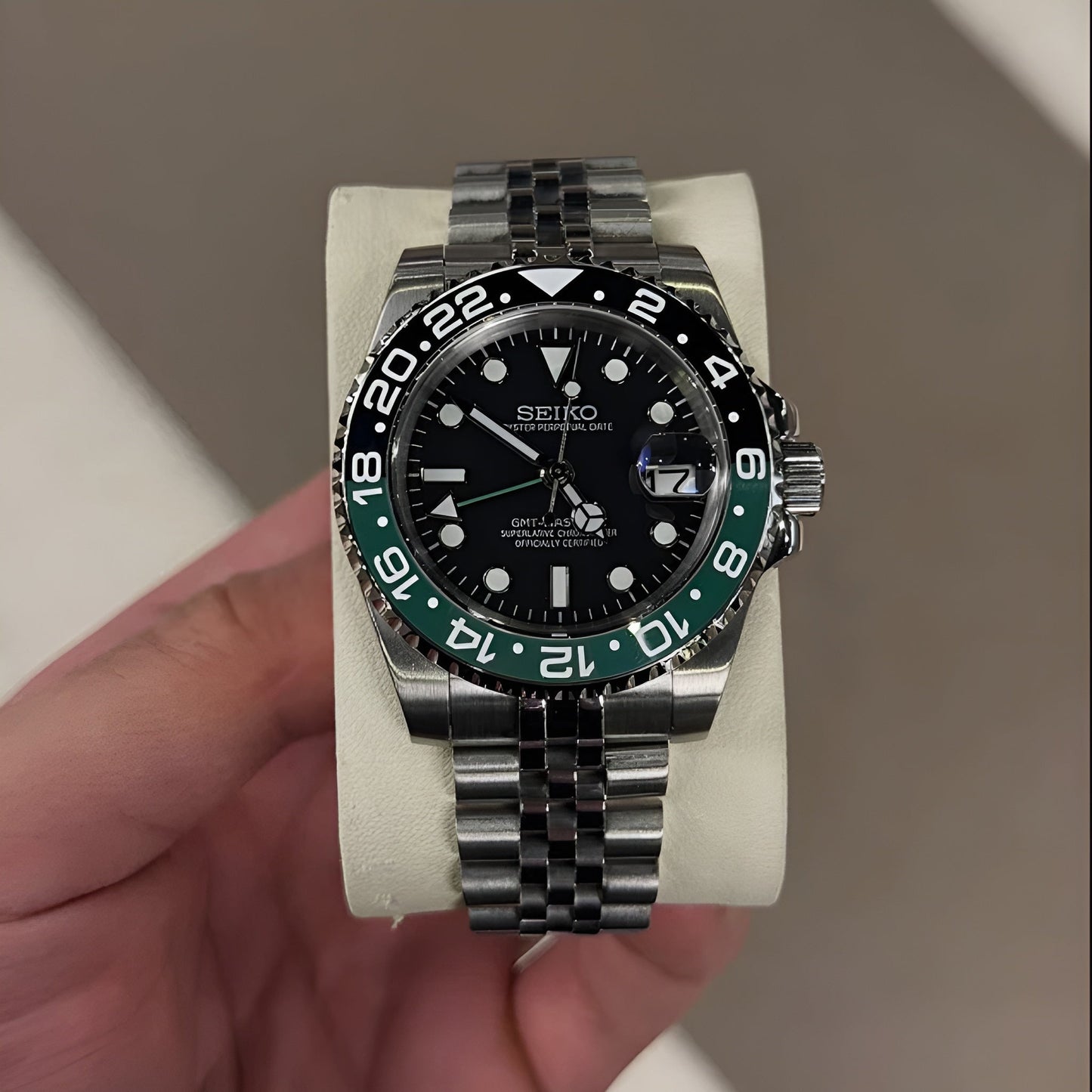 ELVANE® Lime Green Dial