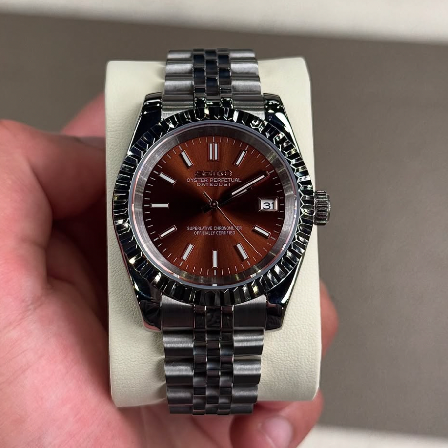 ELVANE® Mocha Brown Dial