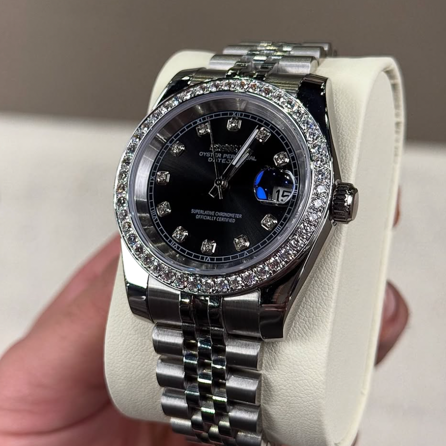 ELVANE® Noir Diamond Dial