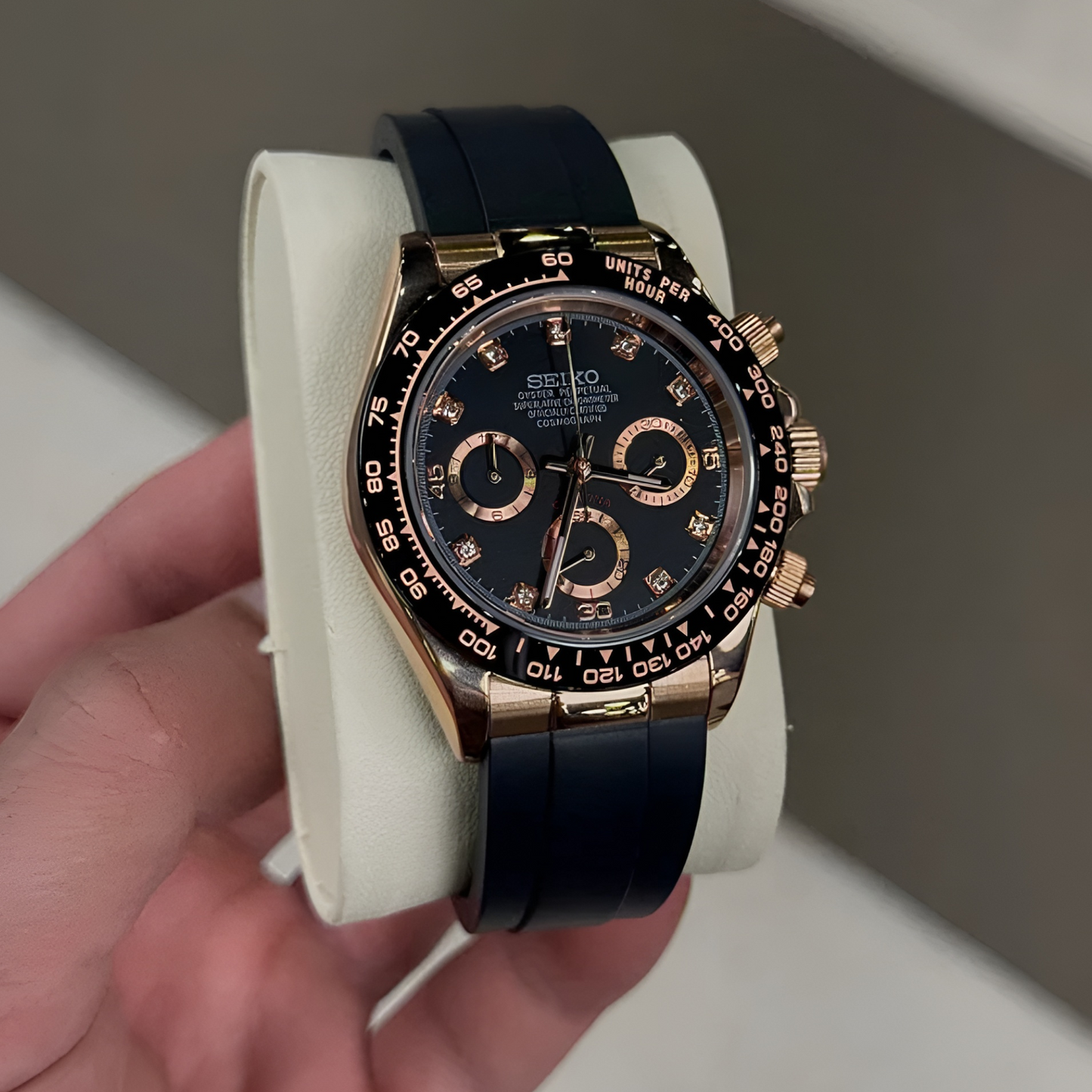 ELVANE® Caramel Diamond Dial