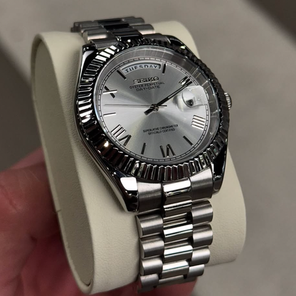 ELVANE® Platinum Roman Numeral Dial