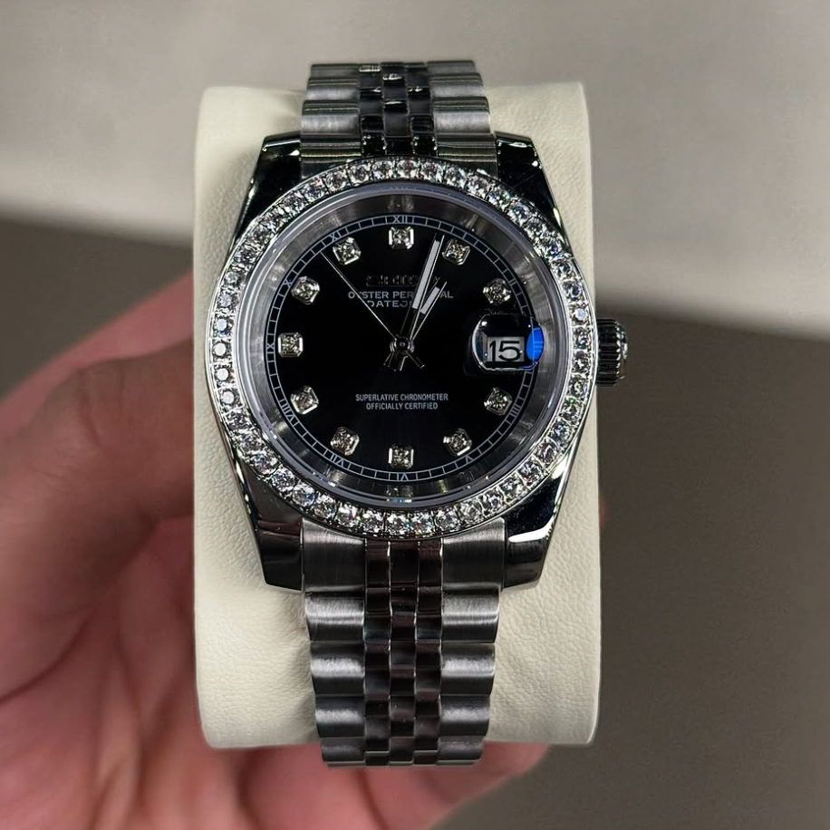 ELVANE® Noir Diamond Dial
